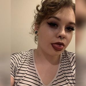 Meet your Posher, Reese